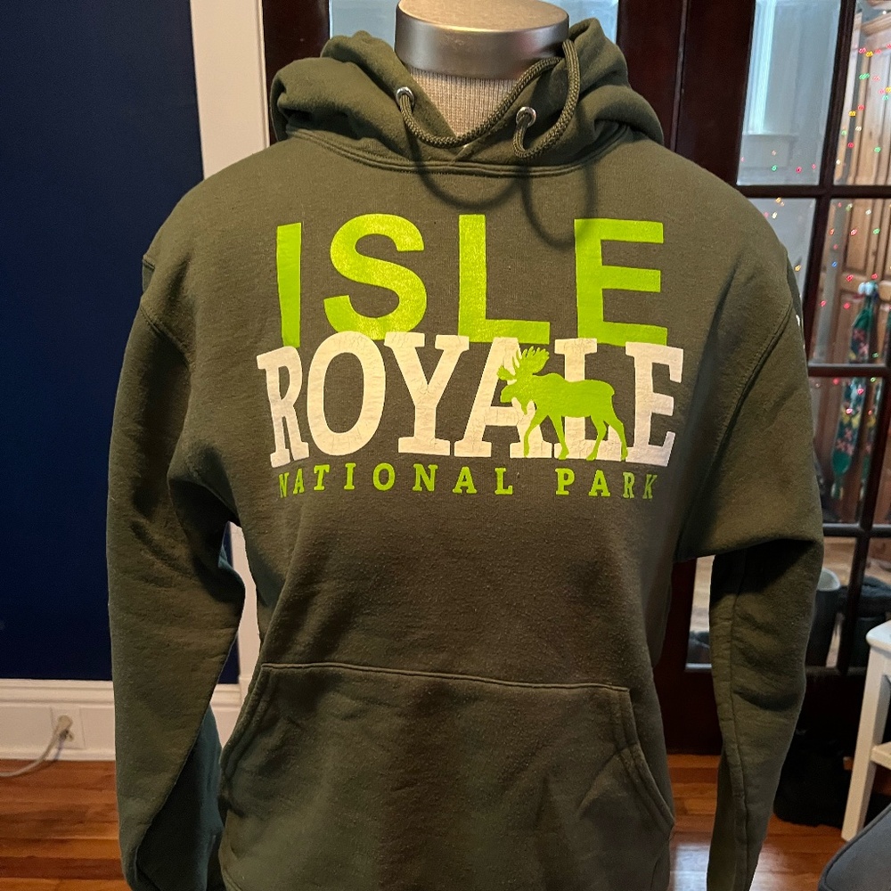 Jerzees Isle Royale National Park Hoodie — Size S